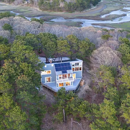 Villa Cape Getaway By Leavetown Vacations